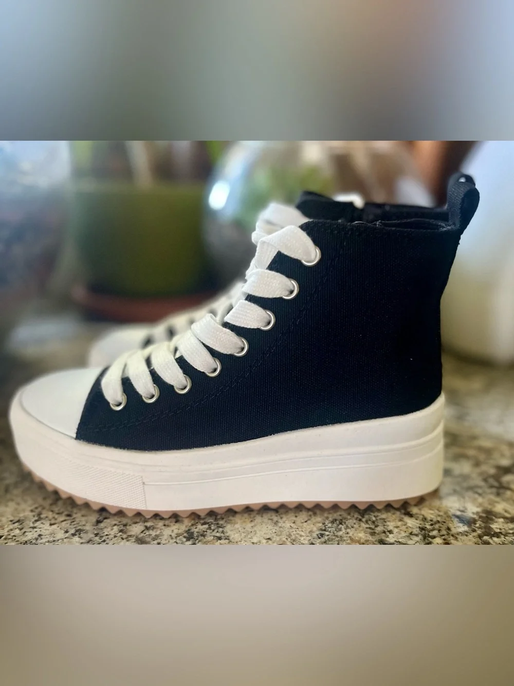 art class Black and White High-Top Platform Sneakers